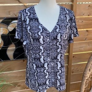 Crepe snake print blouse